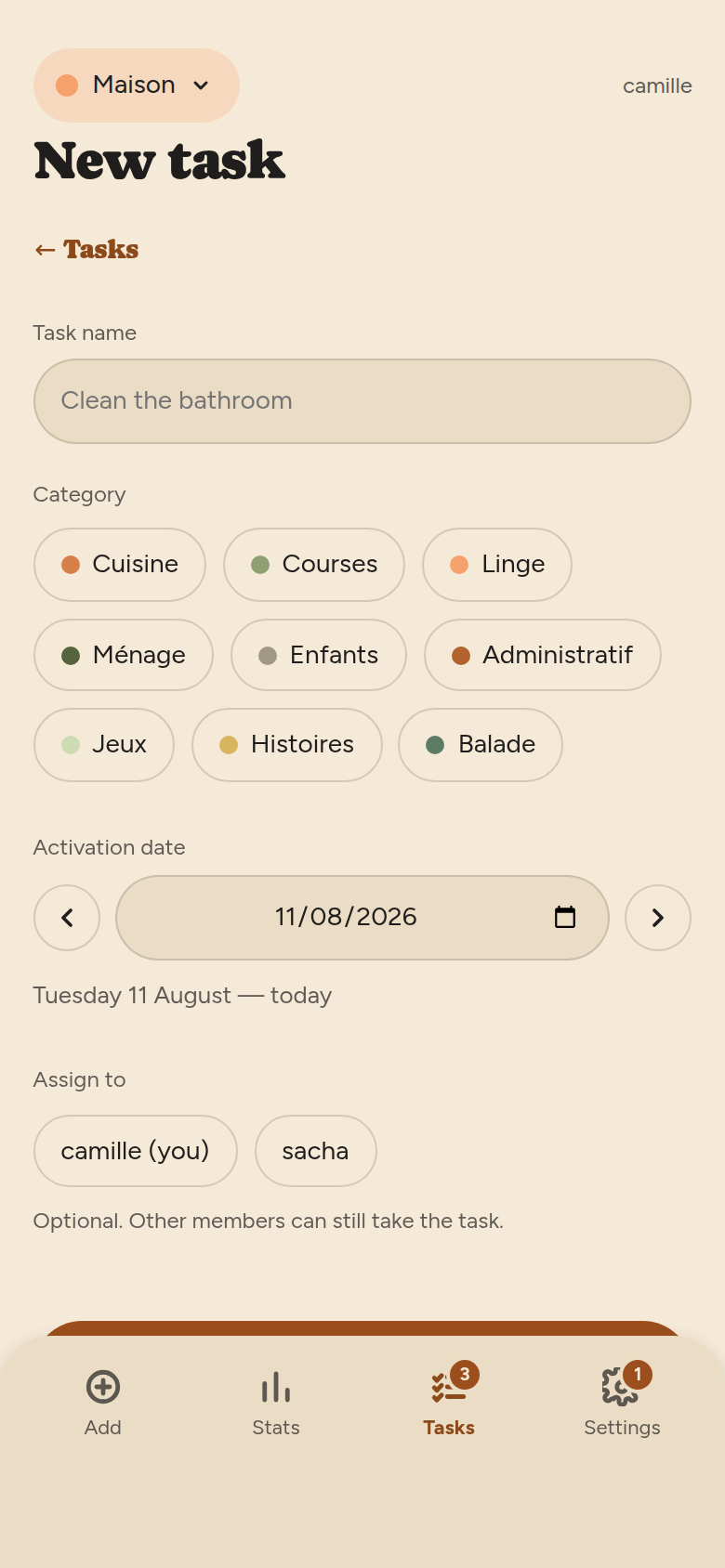 New task form: task name field, category pills, activation date, and the list of members to assign.